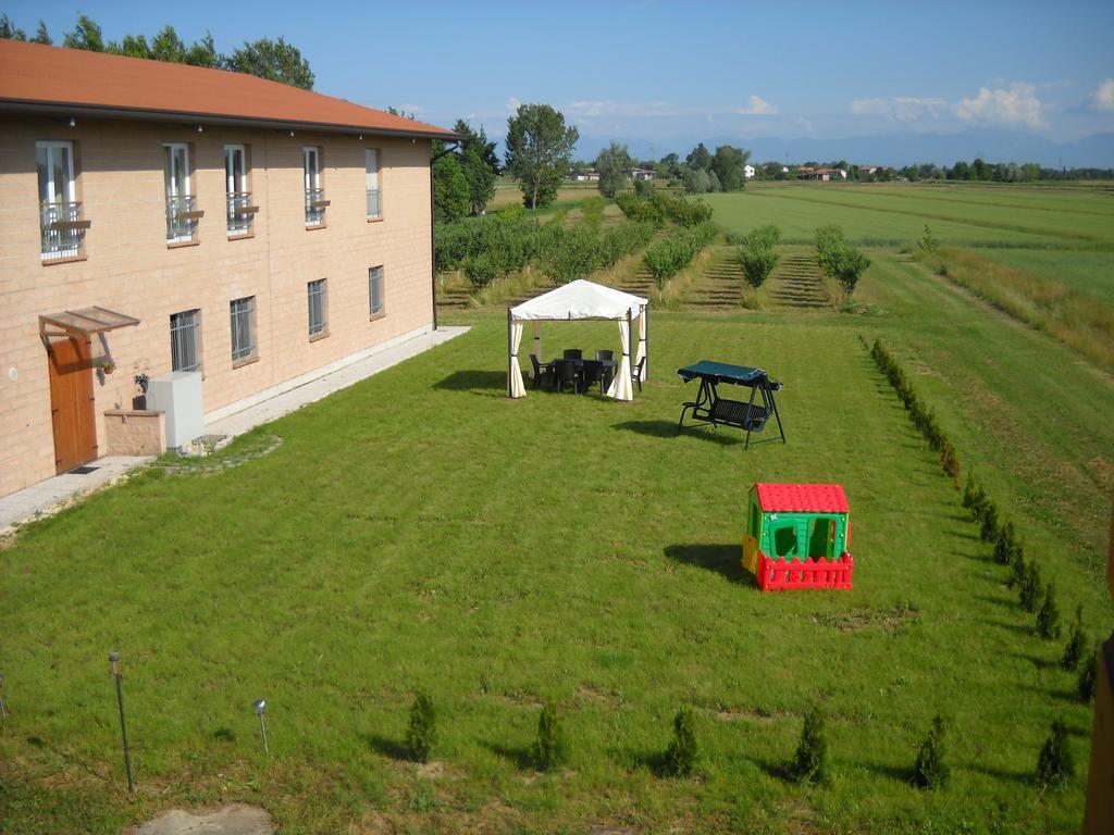 Agriturismo Campi Di Grano Roncade Exterior photo