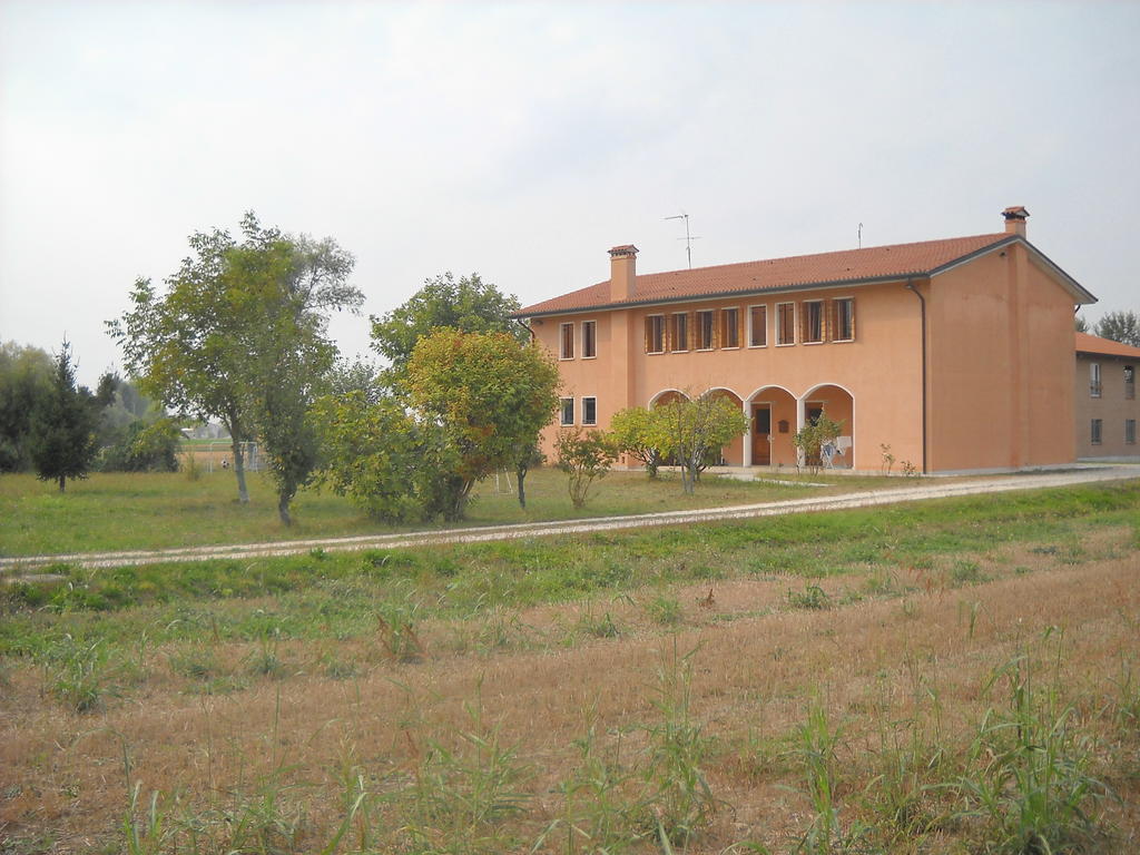 Agriturismo Campi Di Grano Roncade Exterior photo